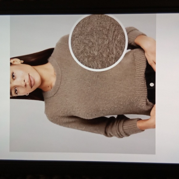 Old Navy Women's Eyelash Sweater Crewneck Long Sleeve Sedimentary Color - Picture 9 of 10